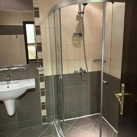 Tropics By Aleksis Hotel 2*